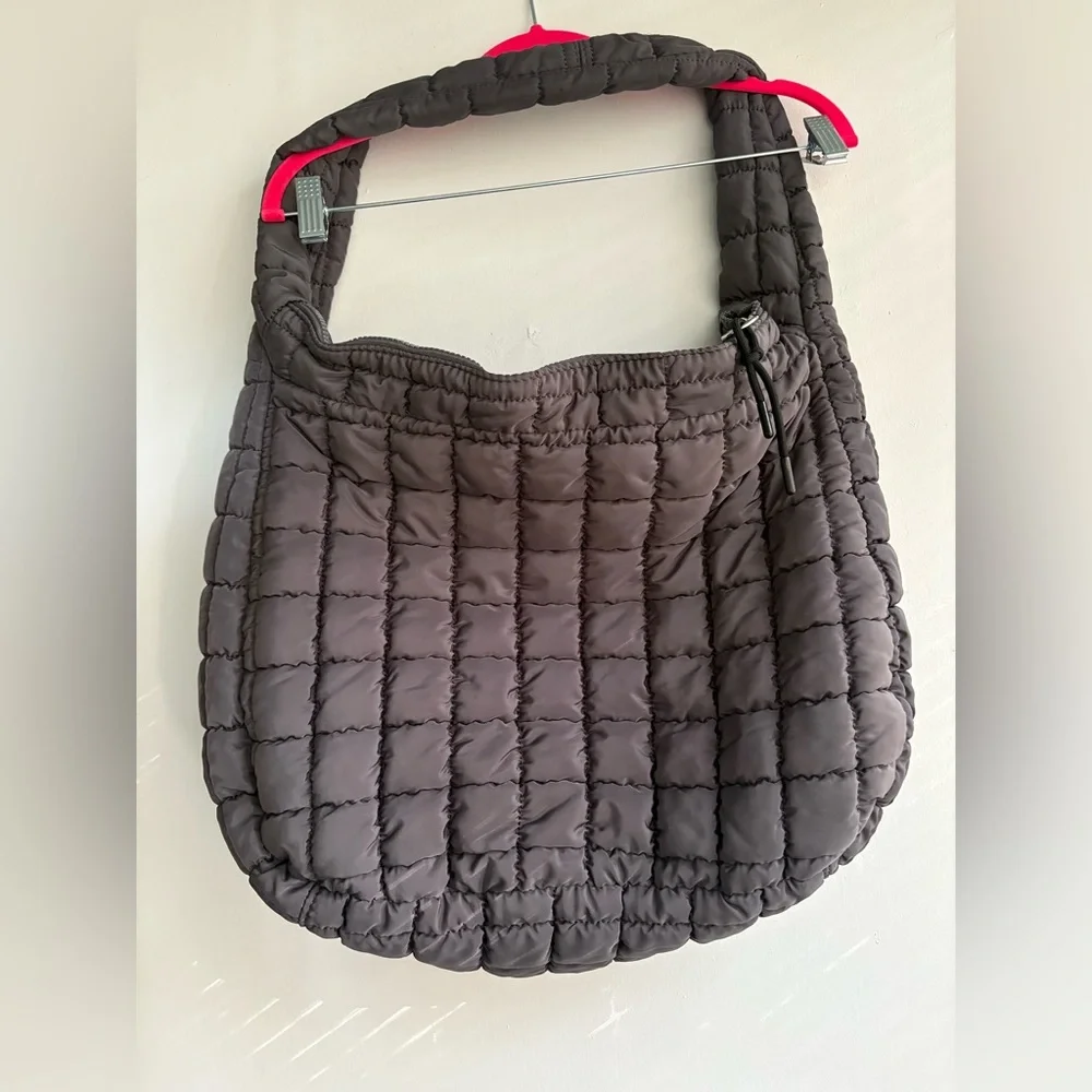 FP Movement Quilted Carryall Bag in Graphite Grey🔥like new!🔥 - Picture 13 of 15